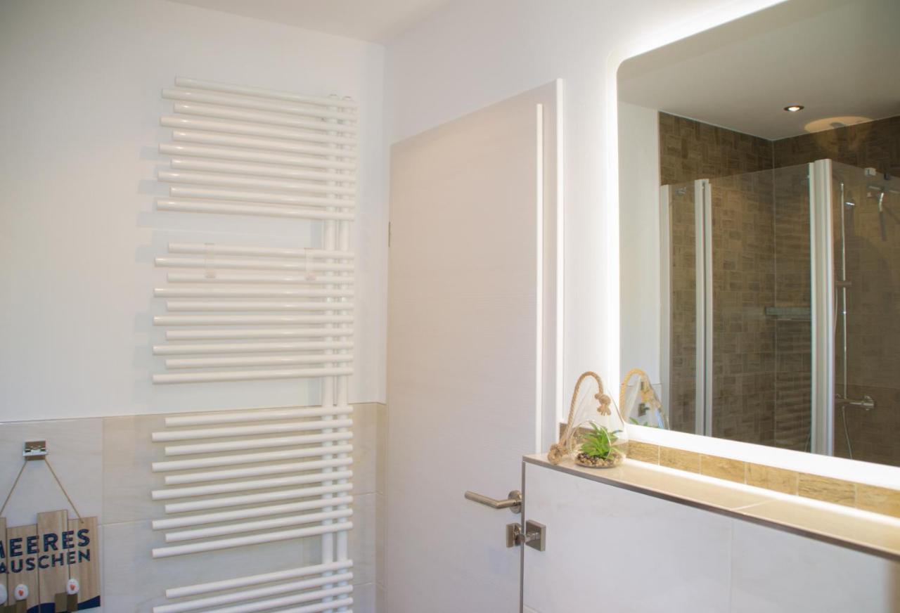 Ferienappartement mit Seeblick in der Villa Columba Sellin  Exterior foto